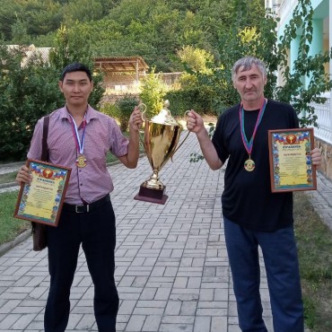 Дагестанский шашист Убуша Ангряев успешно стартовал в чемпионате России